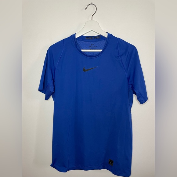 Nike men run t-shirt size M - Picture 1 of 2